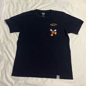 Uniqlo Mickey Mouse Graphic Tee - Black